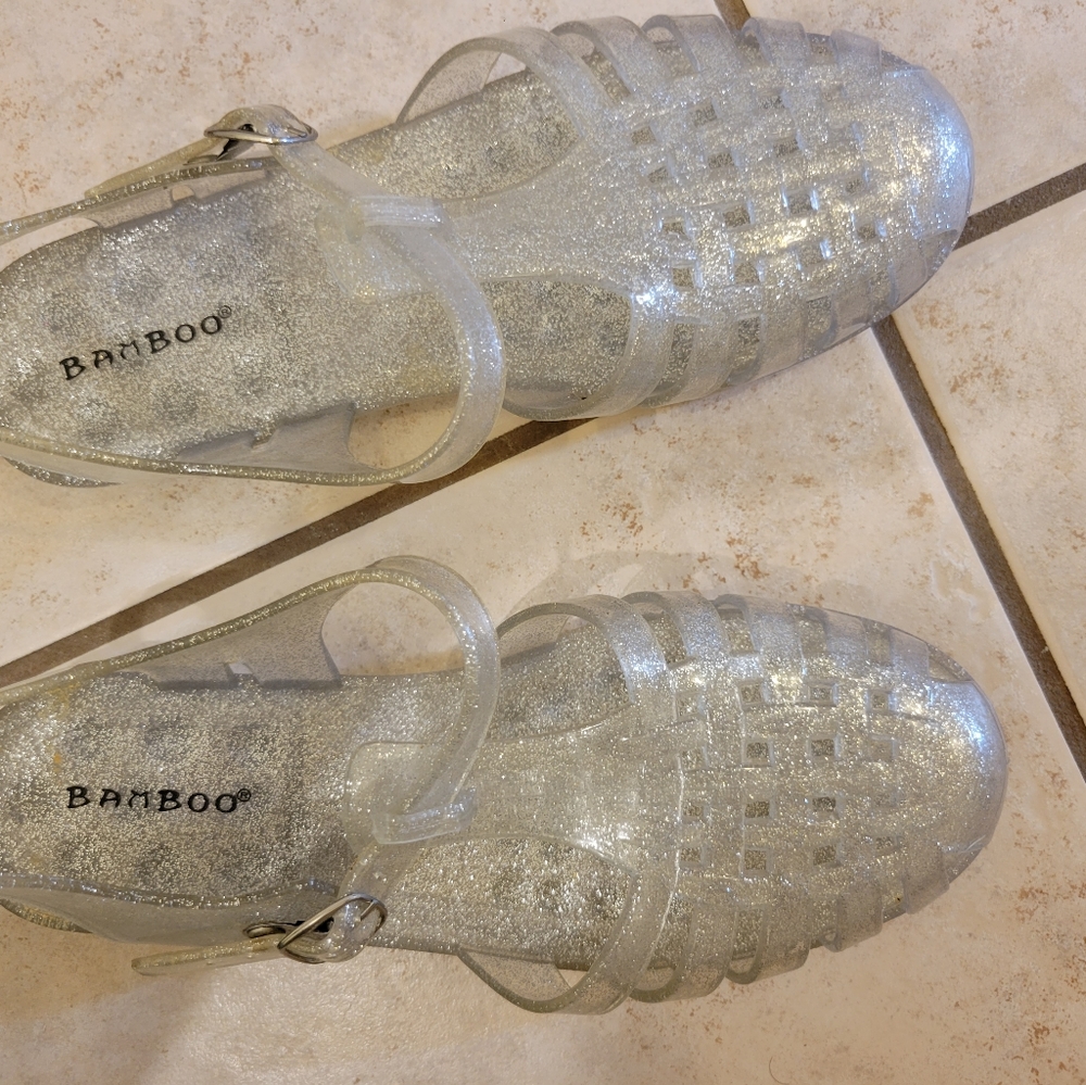 Jelly sandals, sparkly, W8